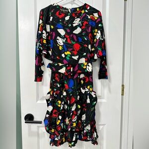 St. Gillian Vintage 100% Silk Long Sleeve Ruffled Dress